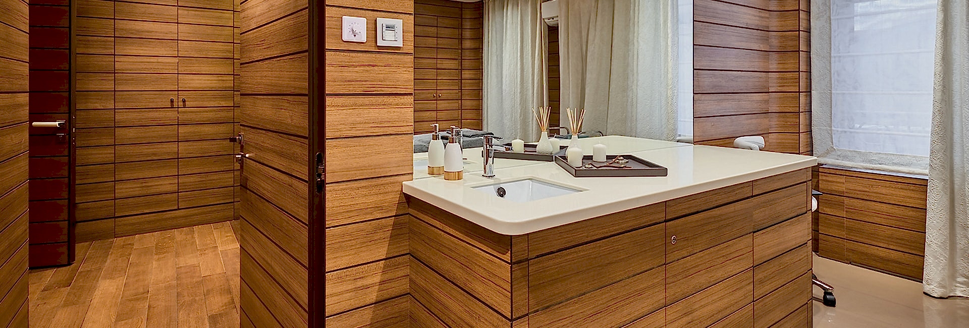 İç Mekan Kompakt Laminat